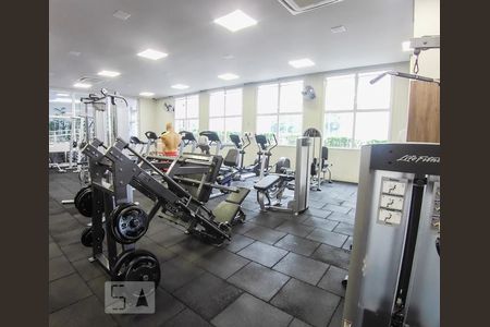 Apartamento à venda com 105m², 2 quartos e 2 vagasAcademia