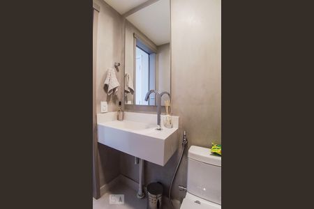 Apartamento à venda com 105m², 2 quartos e 2 vagasLavabo