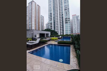 Apartamento à venda com 105m², 2 quartos e 2 vagasPiscina