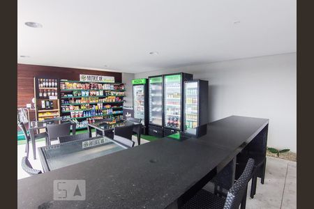 Apartamento à venda com 105m², 2 quartos e 2 vagasÁrea comum - Piscina