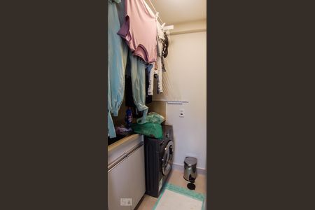 Apartamento à venda com 105m², 2 quartos e 2 vagasÁrea de Serviço