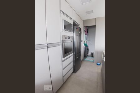 Apartamento à venda com 105m², 2 quartos e 2 vagasCozinha