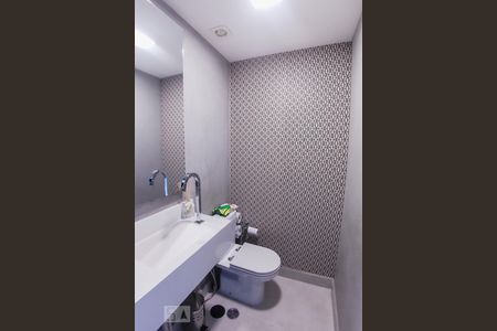 Apartamento à venda com 105m², 2 quartos e 2 vagasLavabo