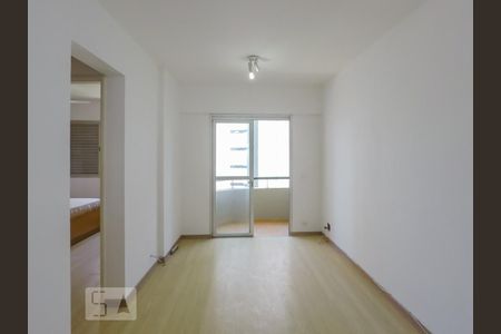 Sala de apartamento para alugar com 1 quarto, 34m² em Aclimação, São Paulo
