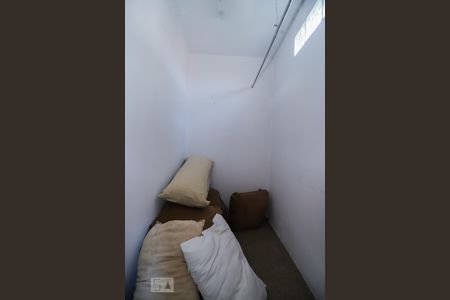 Casa à venda com 420m², 4 quartos e 4 vagasQuarto 2 - Closet