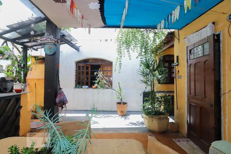 Casa à venda com 420m², 4 quartos e 4 vagasChurrasqueira