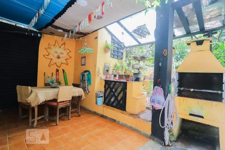 Casa à venda com 420m², 4 quartos e 4 vagasChurrasqueira
