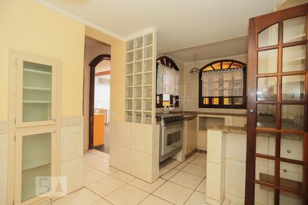 Casa à venda com 420m², 4 quartos e 4 vagasCozinha