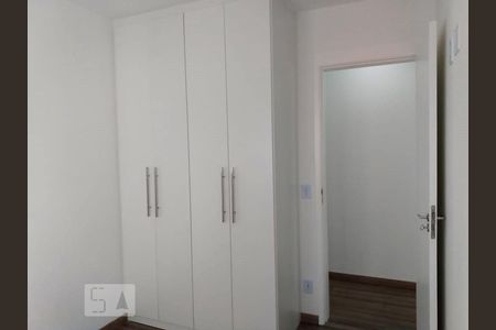 Apartamento à venda com 48m², 2 quartos e 1 vagaQuarto 2 - Armários