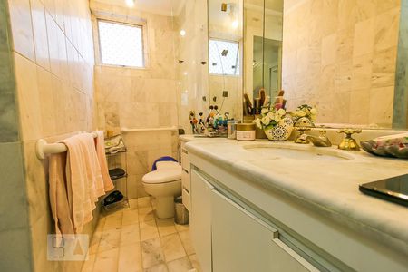 Apartamento à venda com 105m², 3 quartos e 1 vagaBanheiro da Suíte