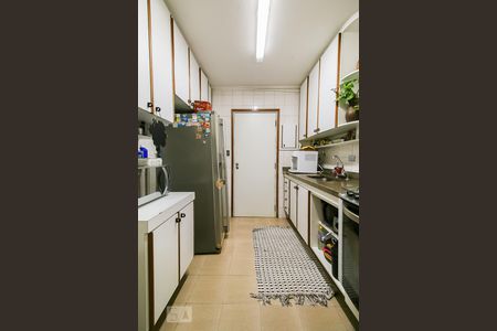 Apartamento à venda com 105m², 3 quartos e 1 vagaCozinha - Armários