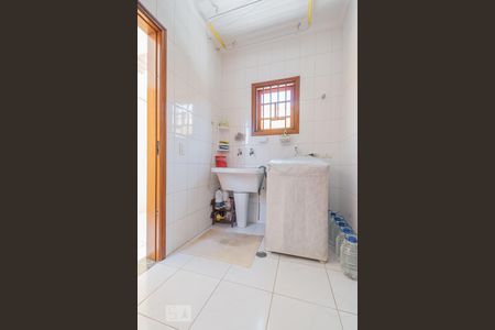 Casa à venda com 200m², 3 quartos e 2 vagasÁrea de Serviço