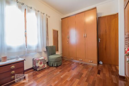Casa à venda com 200m², 3 quartos e 2 vagasQuarto 2