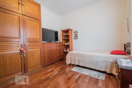 Casa à venda com 200m², 3 quartos e 2 vagasQuarto 2