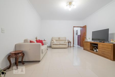 Casa à venda com 200m², 3 quartos e 2 vagasSala