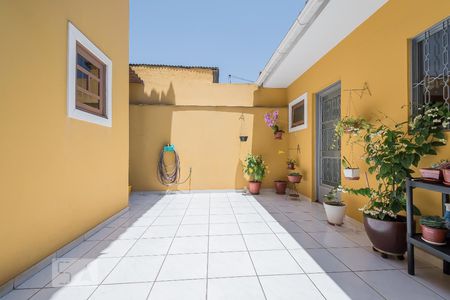 Casa à venda com 200m², 3 quartos e 2 vagasQuintal
