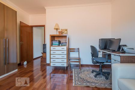 Casa à venda com 200m², 3 quartos e 2 vagasQuarto 3