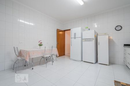 Casa à venda com 200m², 3 quartos e 2 vagasCozinha