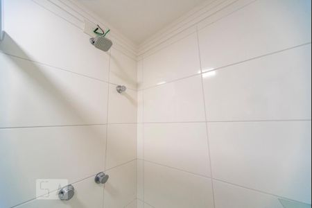 Apartamento para alugar com 73m², 2 quartos e 2 vagas Apartamento para alugar com 73m², 2 quartos e 2 vagasChuveiro