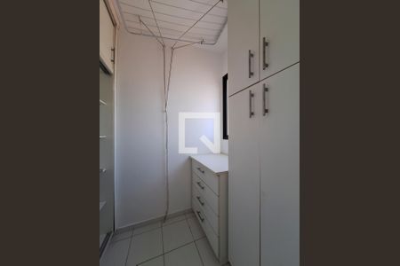 Apartamento para alugar com 106m², 3 quartos e 2 vagas Apartamento para alugar com 106m², 3 quartos e 2 vagasQuarto de Serviço
