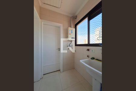 Apartamento para alugar com 106m², 3 quartos e 2 vagas Apartamento para alugar com 106m², 3 quartos e 2 vagasÁrea de Serviço