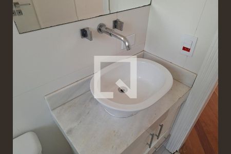 Apartamento para alugar com 106m², 3 quartos e 2 vagas Apartamento para alugar com 106m², 3 quartos e 2 vagasBanheiro Quarto 2