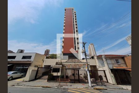 Apartamento para alugar com 106m², 3 quartos e 2 vagas Apartamento para alugar com 106m², 3 quartos e 2 vagasFachada