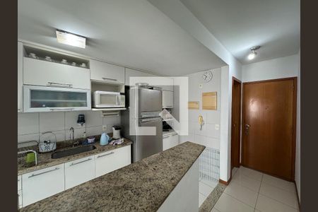 Apartamento à venda com 84m², 2 quartos e 1 vagaCozinha e Área de Serviço