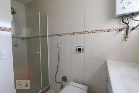 Apartamento à venda com 92m², 2 quartos e 1 vagaBanheiro suite 