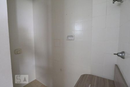 Apartamento à venda com 92m², 2 quartos e 1 vagaDetalhe da area de serviço