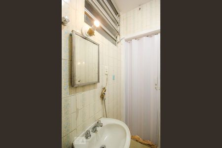 Banheiro de apartamento para alugar com 1 quarto, 35m² em Copacabana, Rio de Janeiro