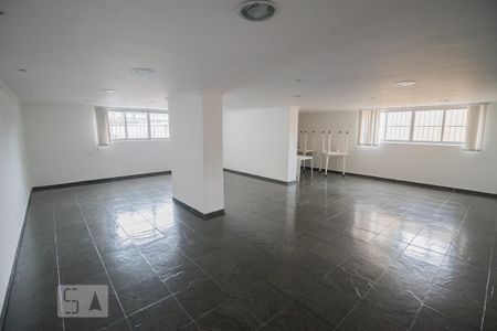 Apartamento para alugar com 63m², 2 quartos e 1 vaga Apartamento para alugar com 63m², 2 quartos e 1 vagaÁrea comum - Salão de festas