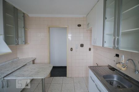 Cozinha de apartamento para alugar com 2 quartos, 63m² em Parada Inglesa, São Paulo