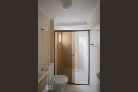 Banheiro de apartamento para alugar com 2 quartos, 63m² em Parada Inglesa, São Paulo