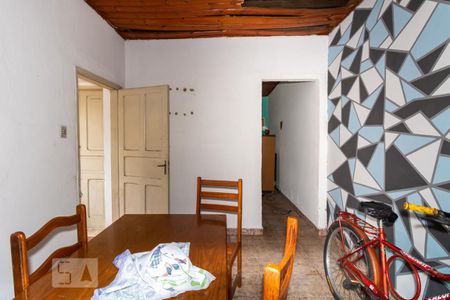 Casa à venda com 502m², 6 quartos e 3 vagasQuarto 2