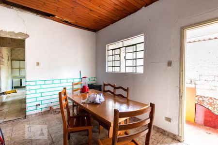 Casa à venda com 502m², 6 quartos e 3 vagasQuarto 2