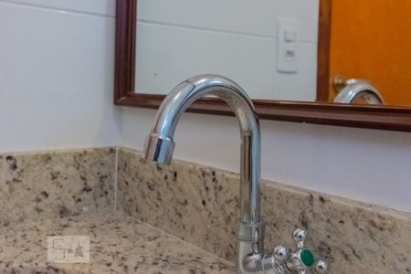 Casa de condomínio para alugar com 74m², 2 quartos e 2 vagas Casa de condomínio para alugar com 74m², 2 quartos e 2 vagasBanheiro da Suíte 1