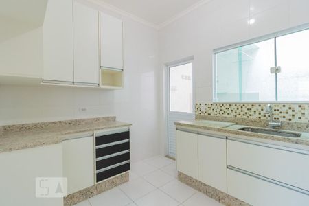 Casa de condomínio para alugar com 74m², 2 quartos e 2 vagas Casa de condomínio para alugar com 74m², 2 quartos e 2 vagasCozinha