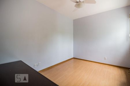 Dormitório3 de apartamento para alugar com 3 quartos, 69m² em Ipanema, Porto Alegre