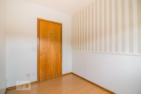 Dormitório de apartamento para alugar com 3 quartos, 69m² em Ipanema, Porto Alegre
