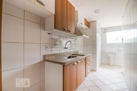 cozinha de apartamento para alugar com 3 quartos, 69m² em Ipanema, Porto Alegre