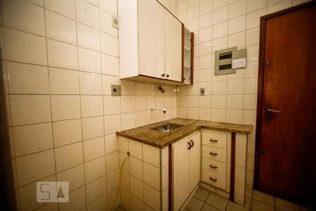 Apartamento para alugar com 110m², 2 quartos e 2 vagas Apartamento para alugar com 110m², 2 quartos e 2 vagasCozinha