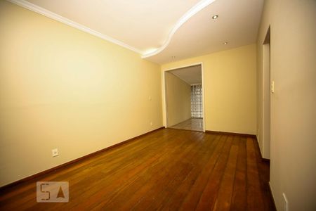 Sala de apartamento para alugar com 2 quartos, 110m² em Santa Tereza, Belo Horizonte