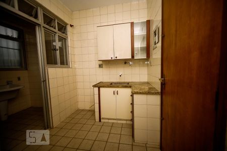 Apartamento para alugar com 110m², 2 quartos e 2 vagas Apartamento para alugar com 110m², 2 quartos e 2 vagasCozinha