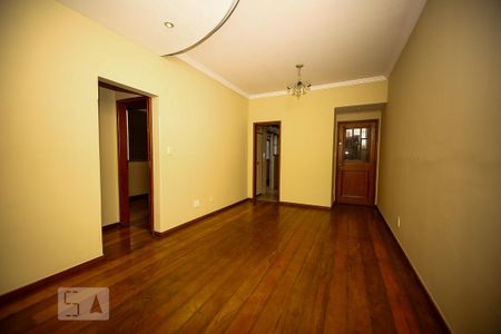 Sala de apartamento para alugar com 2 quartos, 110m² em Santa Tereza, Belo Horizonte