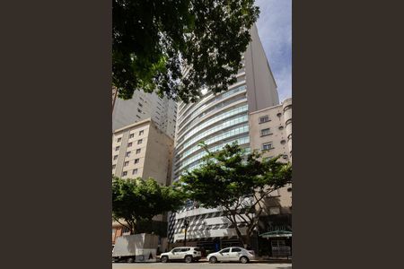 Apartamento à venda com 45m², 1 quarto e 1 vagaFachada