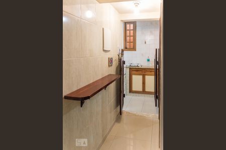 Apartamento para alugar com 60m², 2 quartos e sem vagaCorredor 