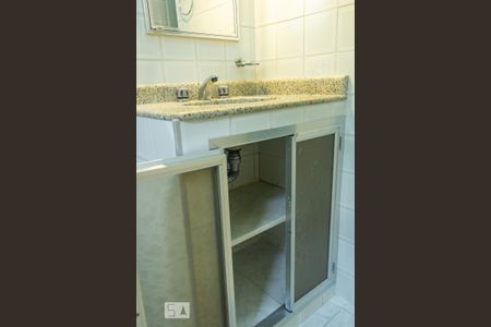 Casa para alugar com 40m², 1 quarto e sem vaga