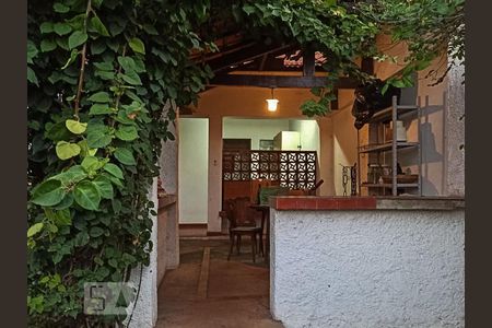 Casa para alugar com 337m², 5 quartos e 3 vagasEdícula