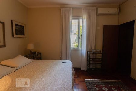 Casa para alugar com 337m², 5 quartos e 3 vagasQuarto 3 - Suíte